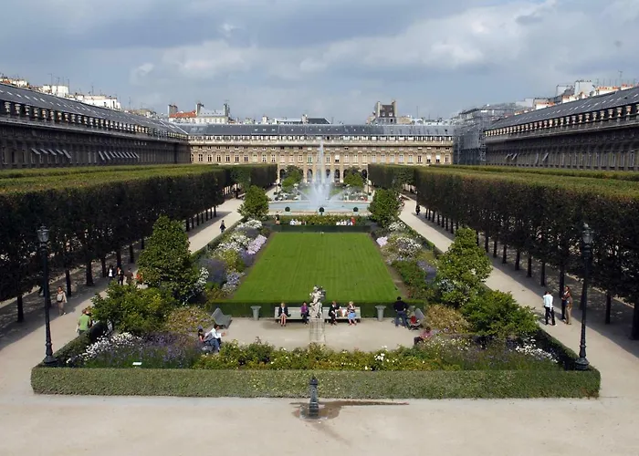 アパート Luxury Louvre *